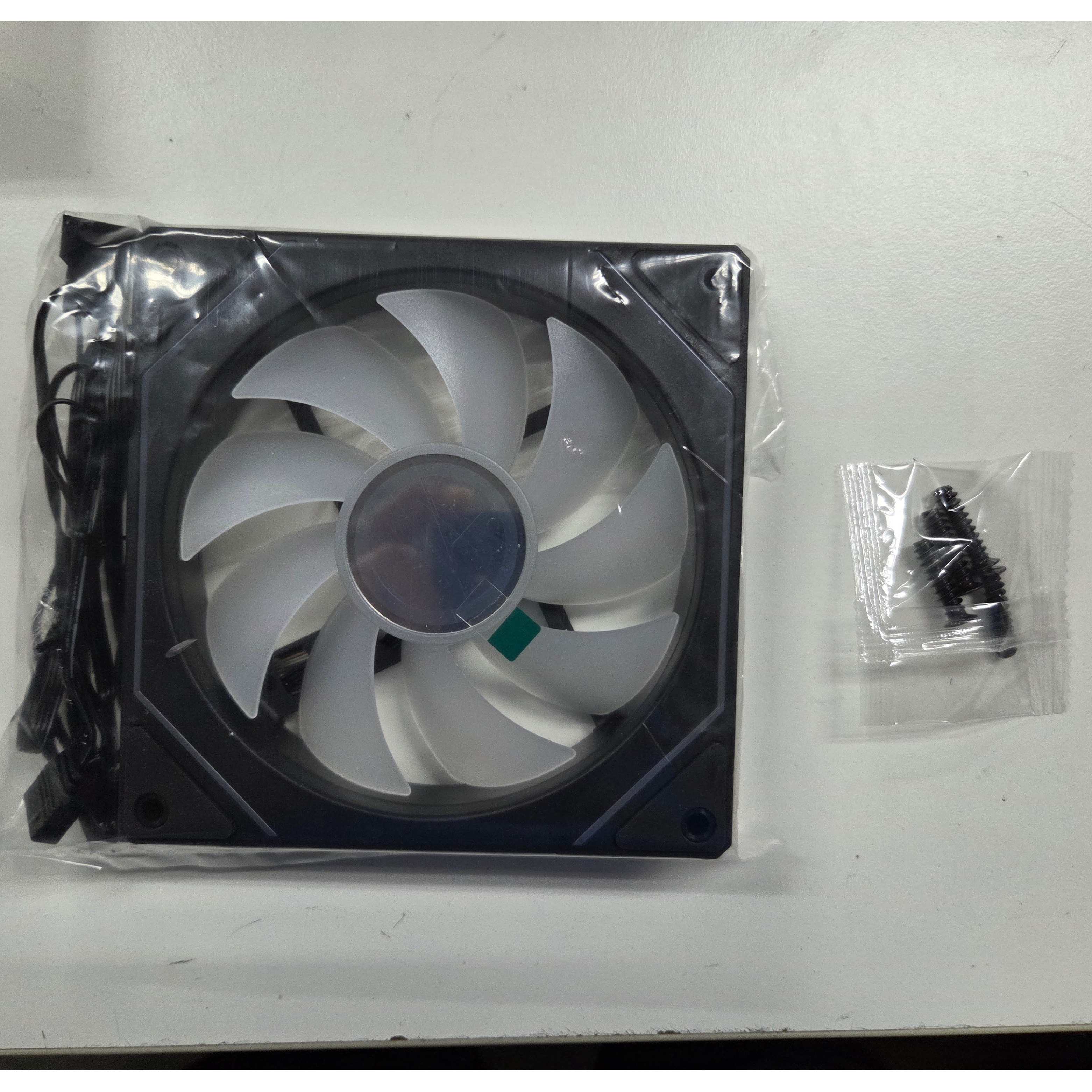 Deepcool CG530 FAN (BULK PACK 1 CARTON OF 60 FOR $5 EACH)